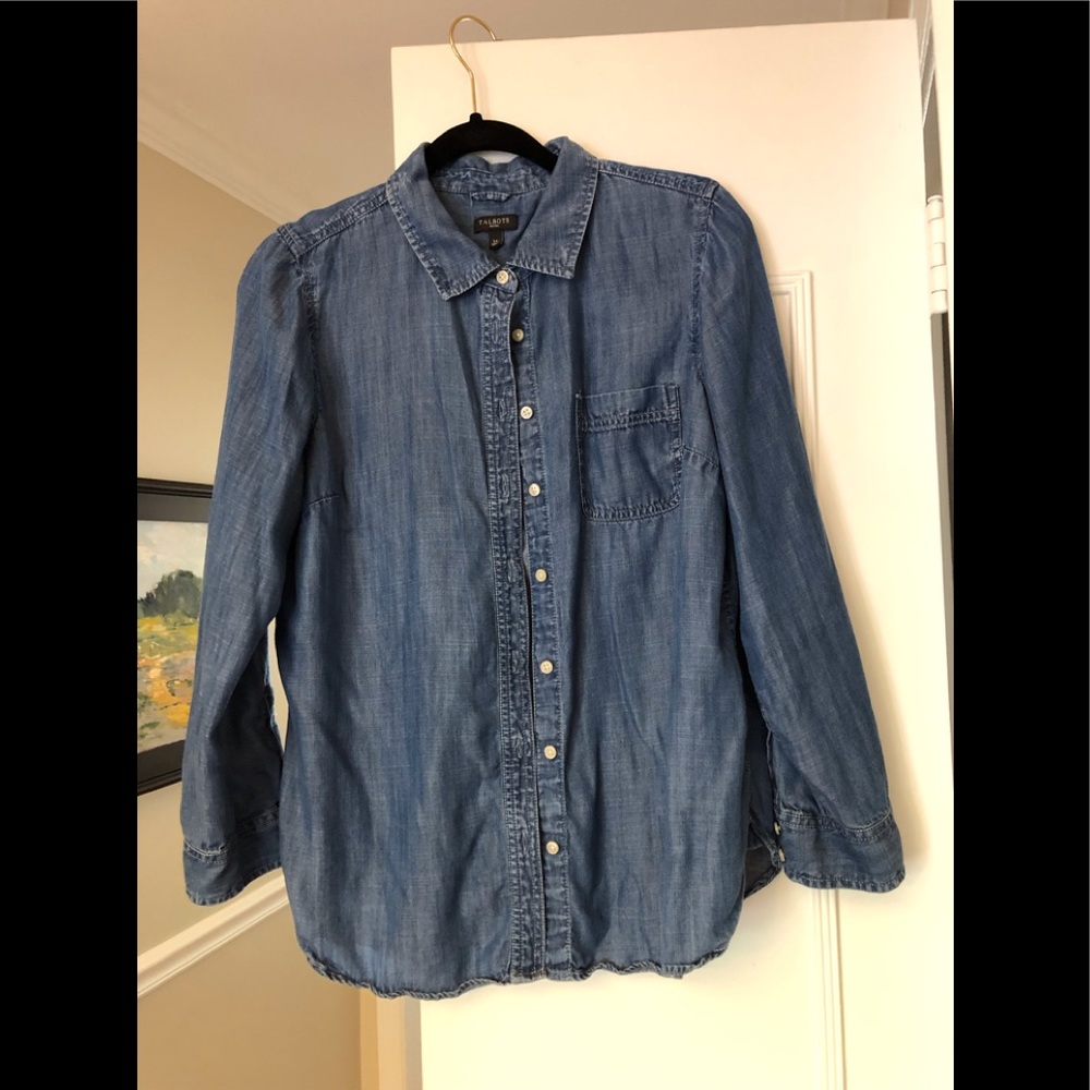 Talbots chambray long sleeve shirt, Size LP. 100% Lyocell/Tencel